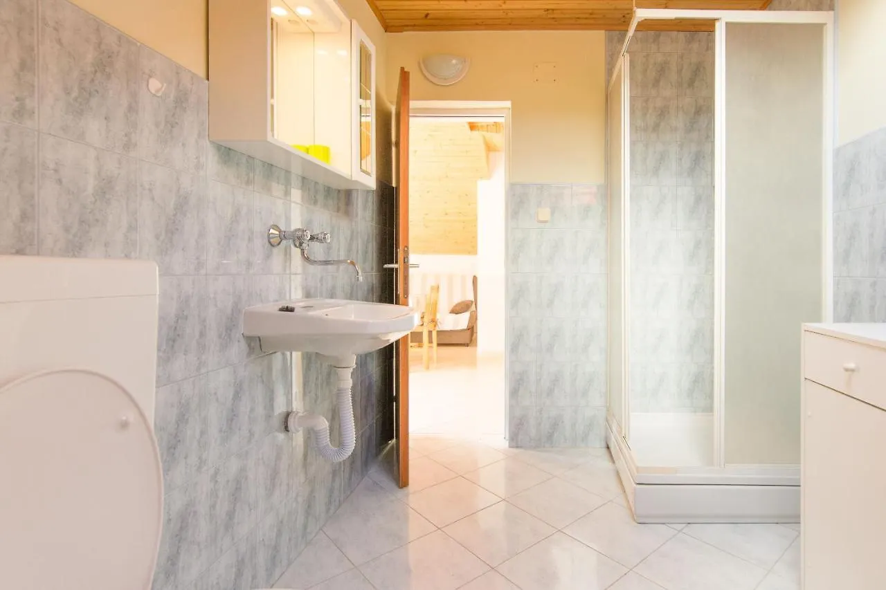 House Motar Villa Zdrelac 0*,  Croatia